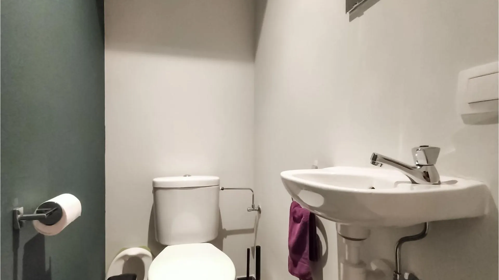 2 Bedroom Cozy Apartment In Oostende  أوستيند