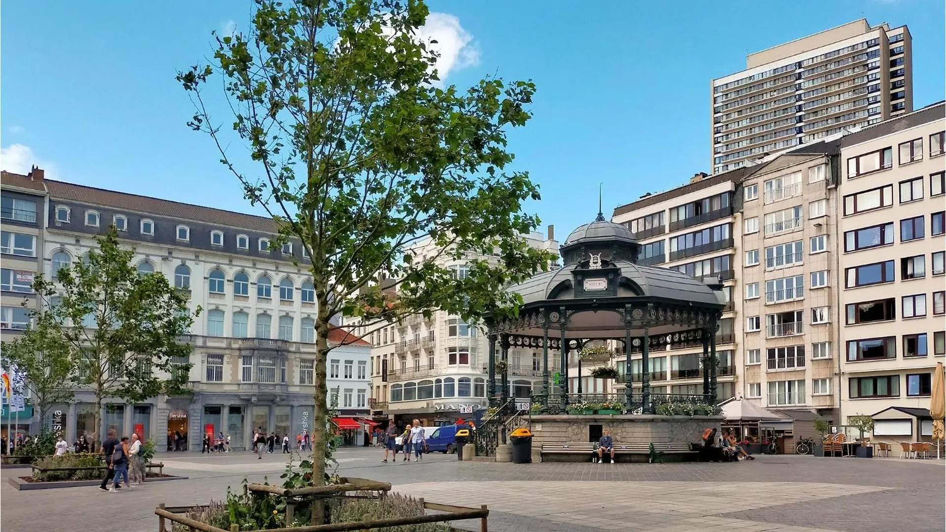 2 Bedroom Cozy Apartment In Oostende  أوستيند