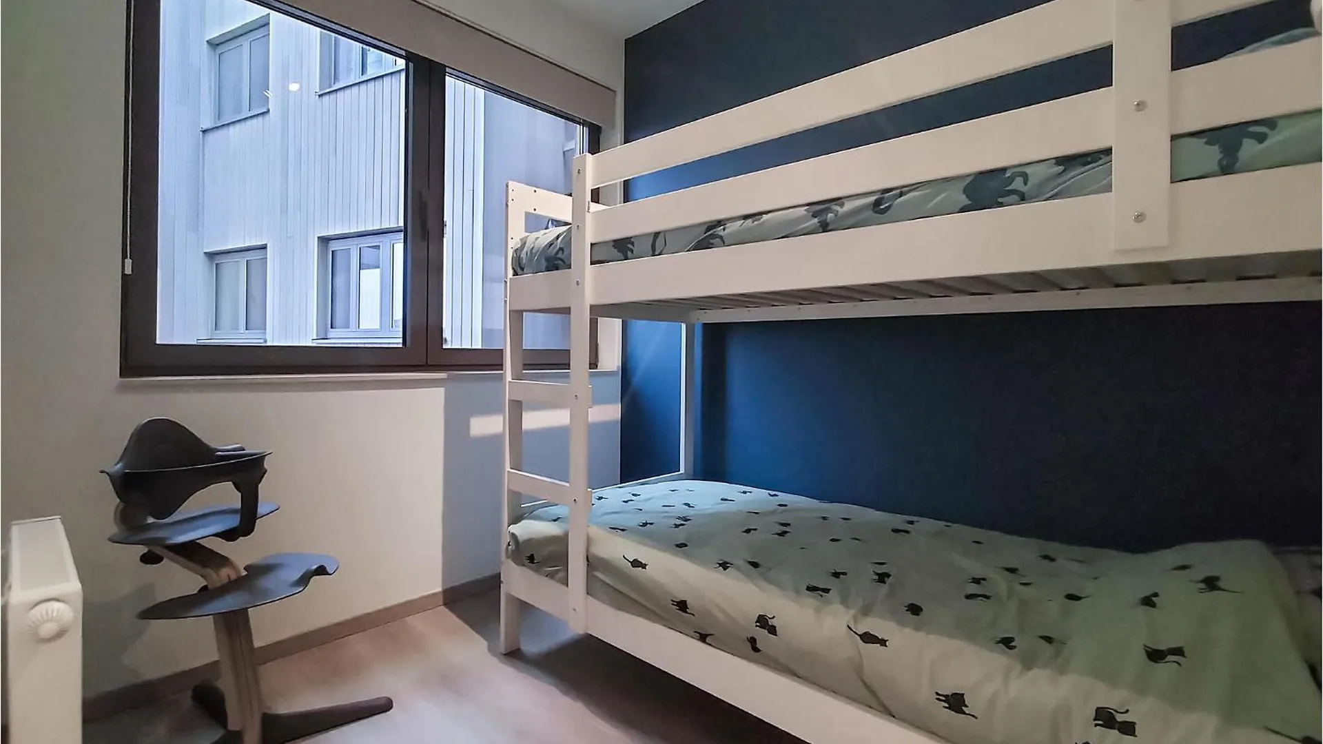 2 Bedroom Cozy Apartment In Oostende Bélgica